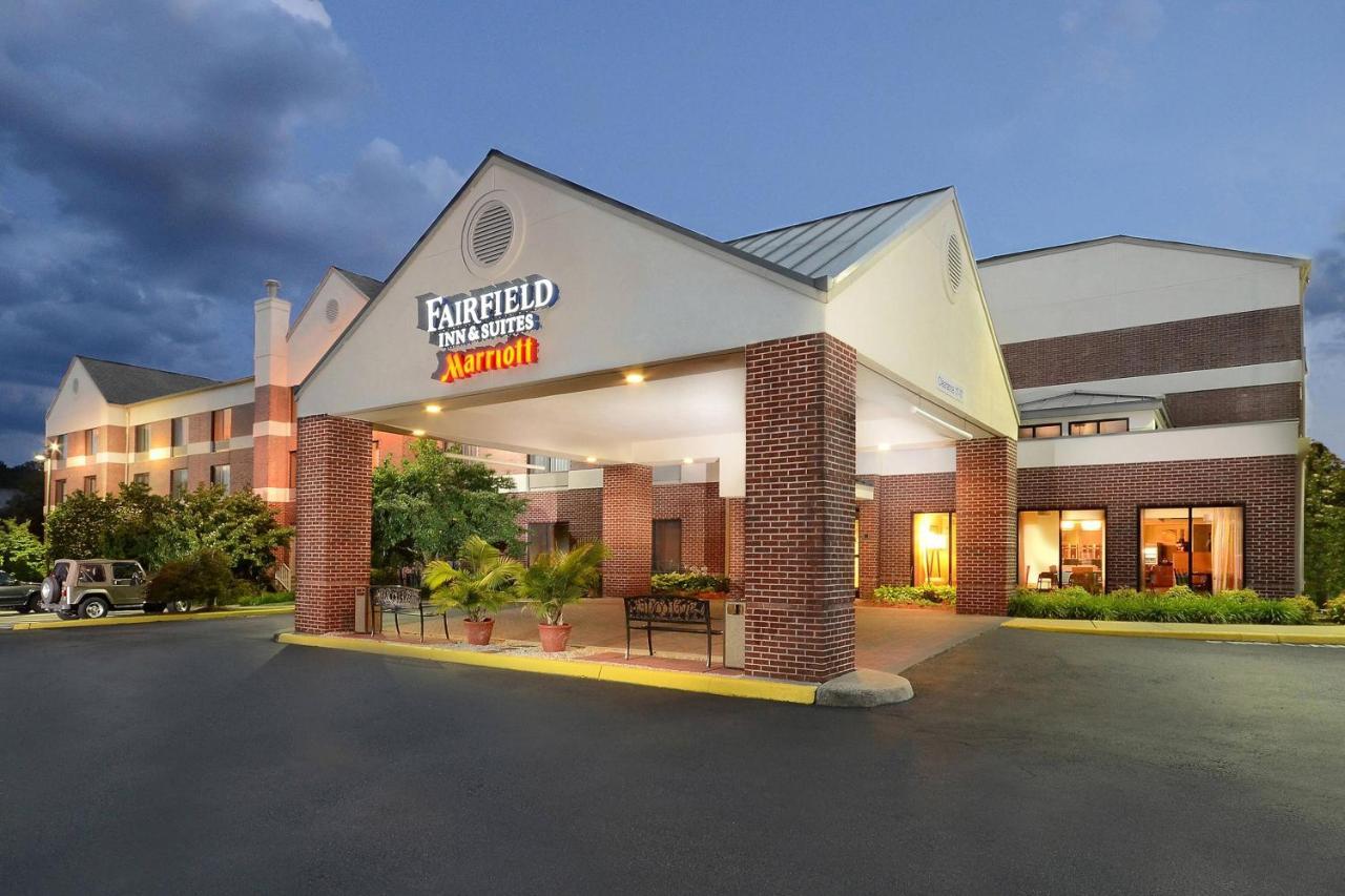 Fairfield Inn & Suites By Marriott Charlottesville North Exterior foto
