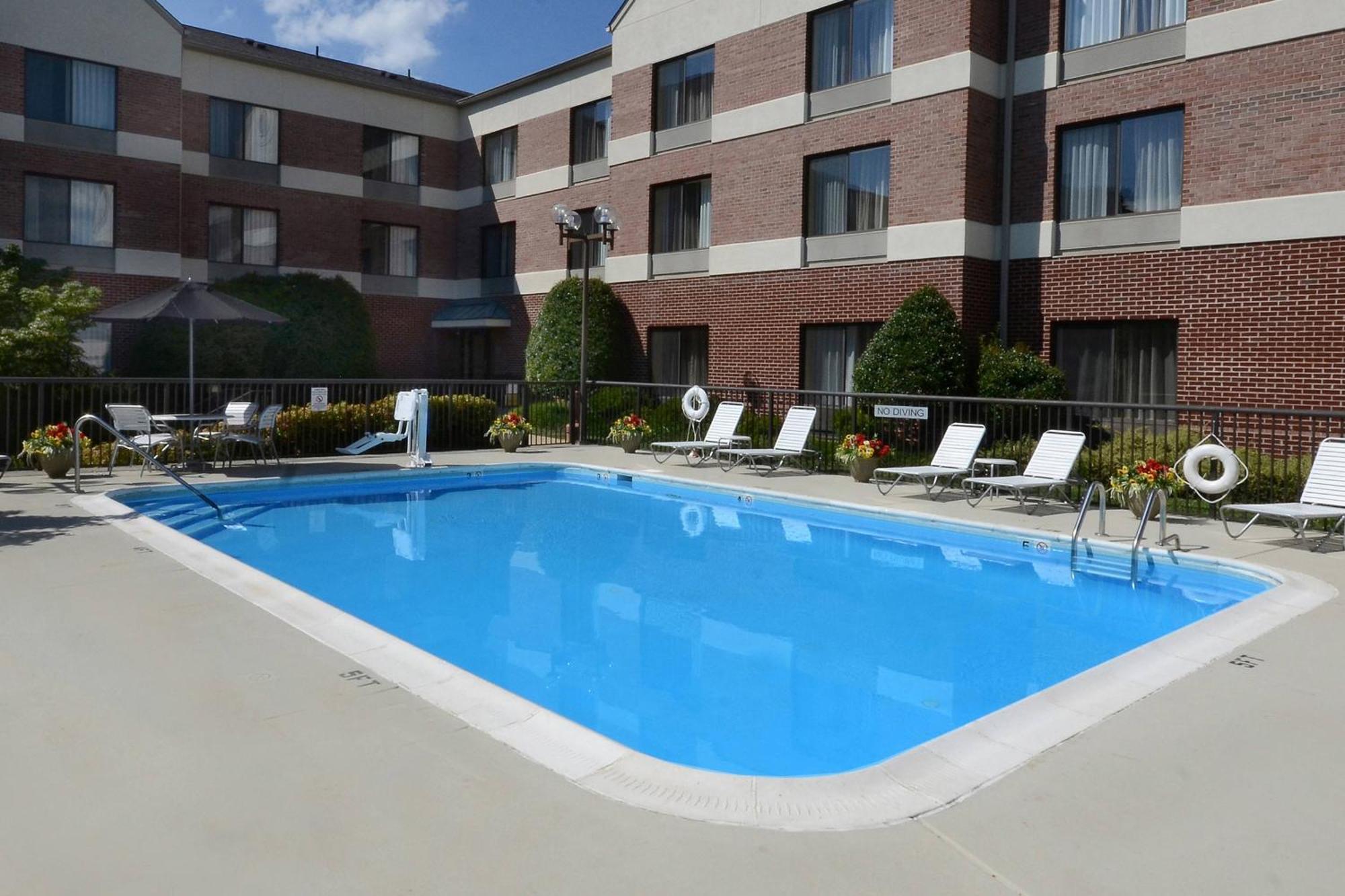 Fairfield Inn & Suites By Marriott Charlottesville North Exterior foto